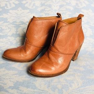 LUCKY BRAND 🍀Ehllen Leather Ankle Booties 7.5